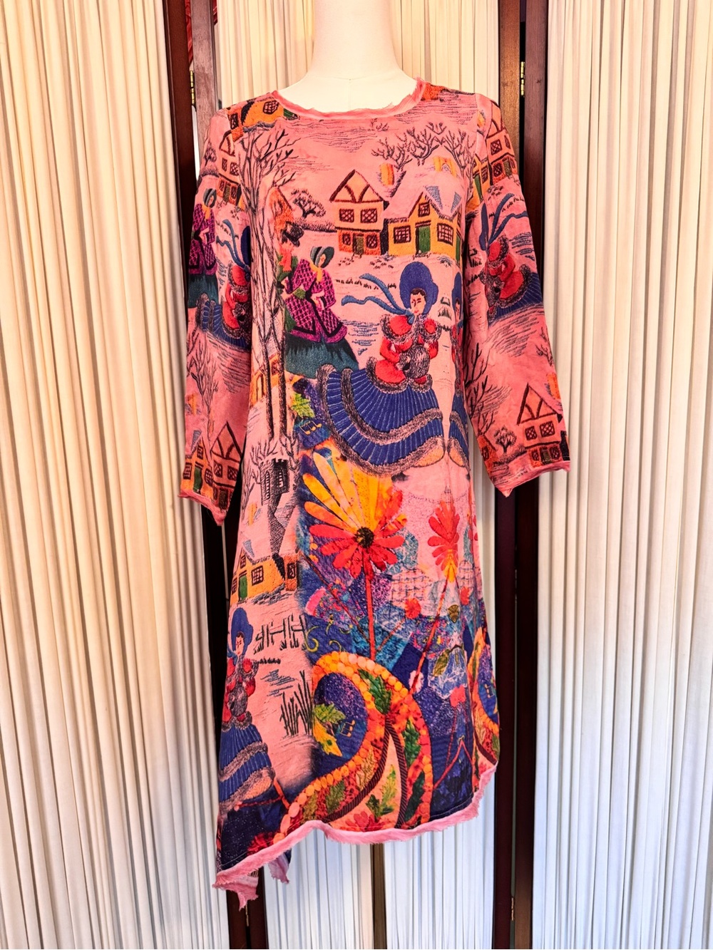 100% silk Victorian scene longsleeve dress